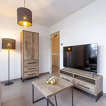 Апартаменты With Cosy Sunny Terrace *